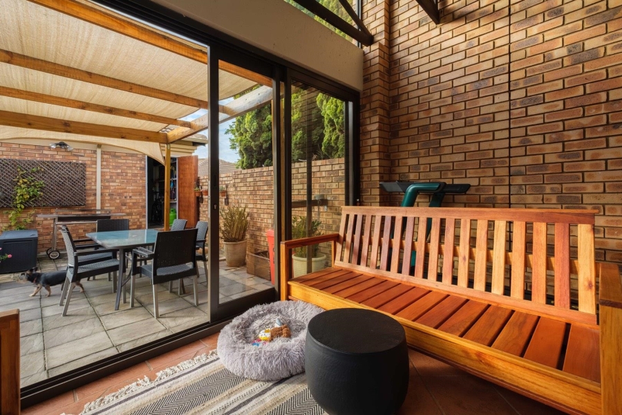 2 Bedroom Property for Sale in Moreleta Park Gauteng