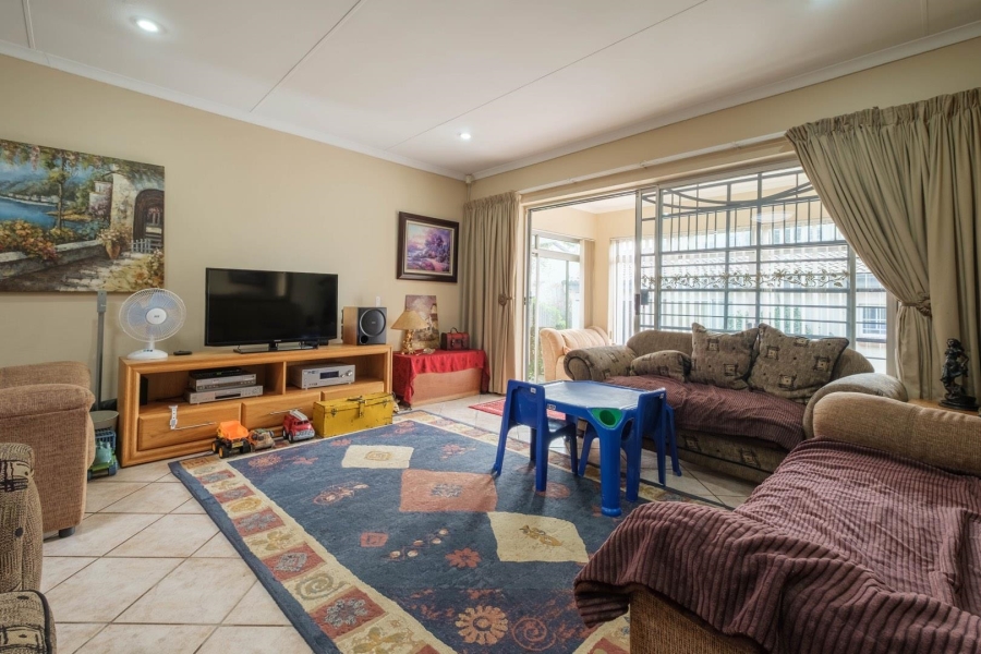 4 Bedroom Property for Sale in Moreleta Park Gauteng
