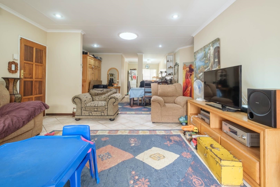 4 Bedroom Property for Sale in Moreleta Park Gauteng