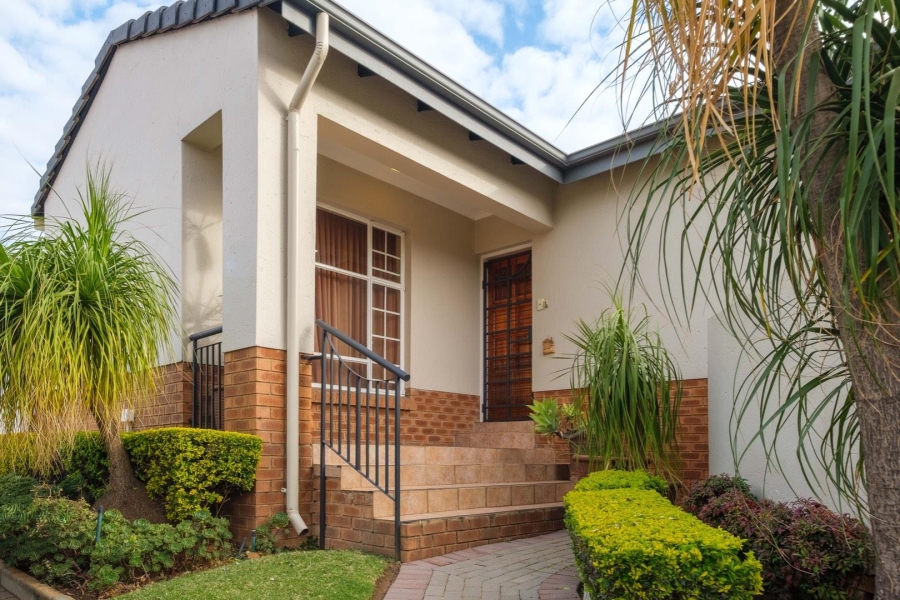 4 Bedroom Property for Sale in Moreleta Park Gauteng