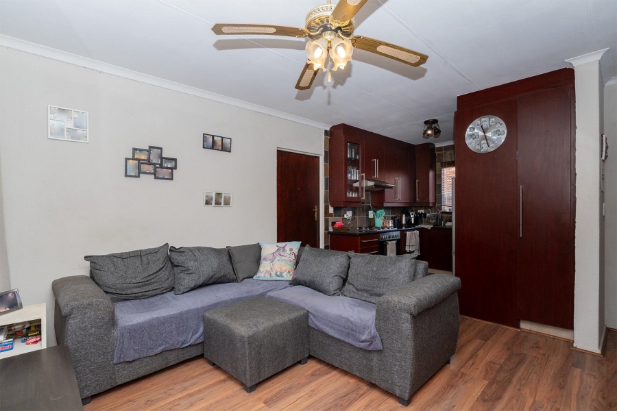 2 Bedroom Property for Sale in Birchleigh Gauteng