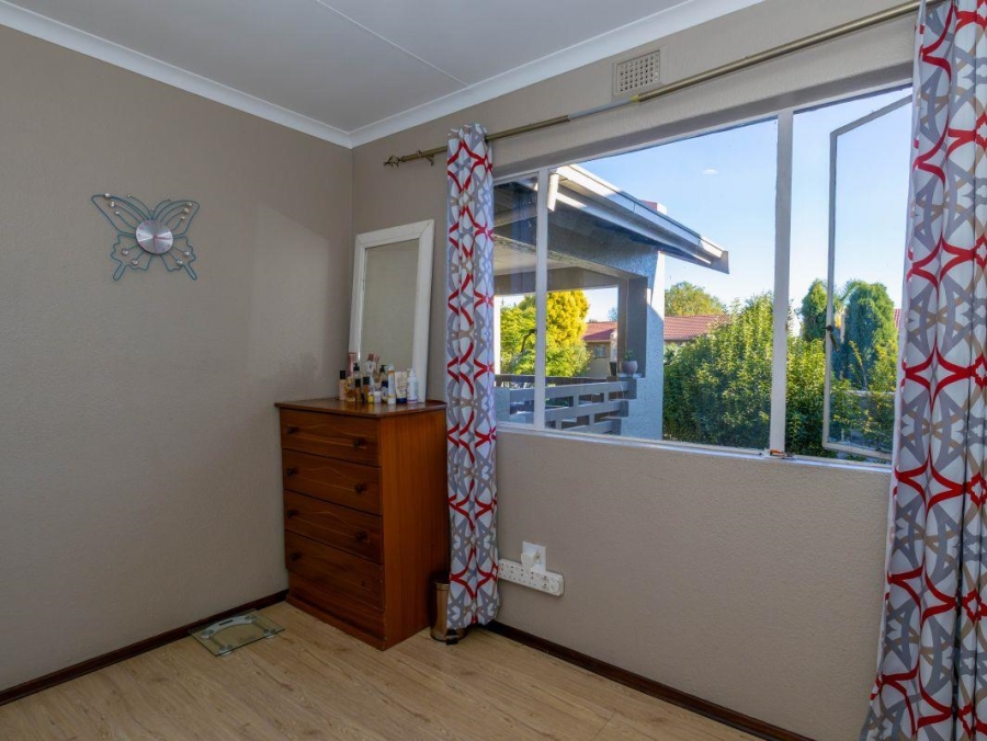 2 Bedroom Property for Sale in Edenvale Gauteng