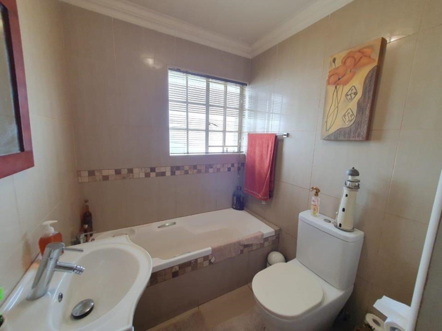 3 Bedroom Property for Sale in Elandshaven Gauteng