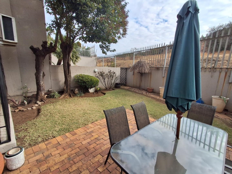 3 Bedroom Property for Sale in Bassonia Gauteng