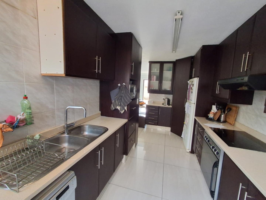 3 Bedroom Property for Sale in Bassonia Gauteng