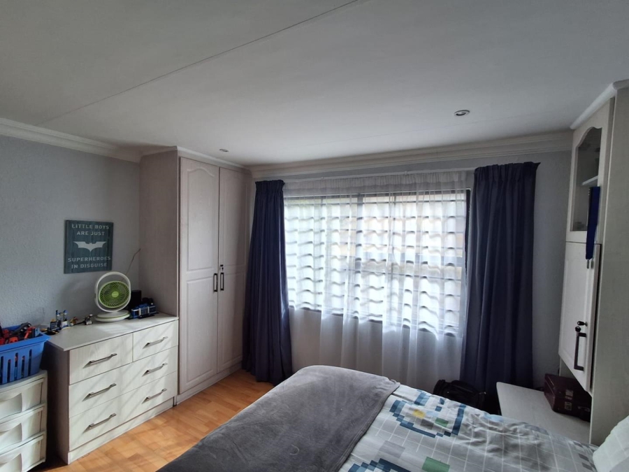 3 Bedroom Property for Sale in Bassonia Gauteng