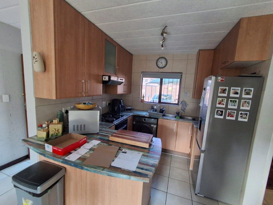 2 Bedroom Property for Sale in Glenvista Gauteng