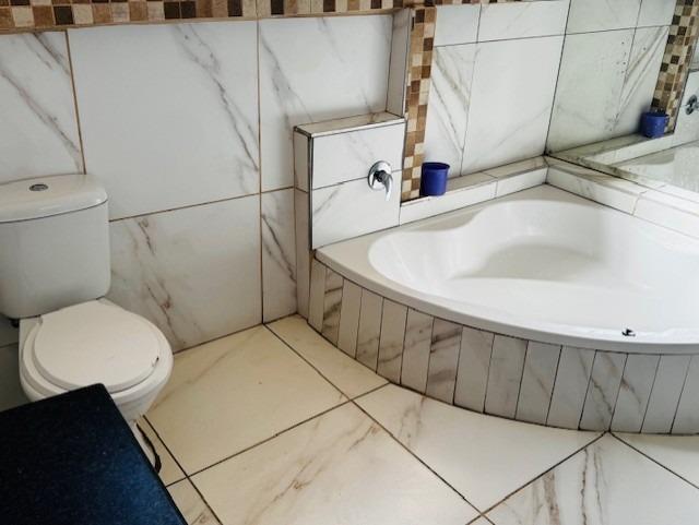 6 Bedroom Property for Sale in Forest Hill Gauteng