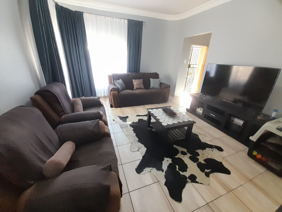 3 Bedroom Property for Sale in South Crest Gauteng