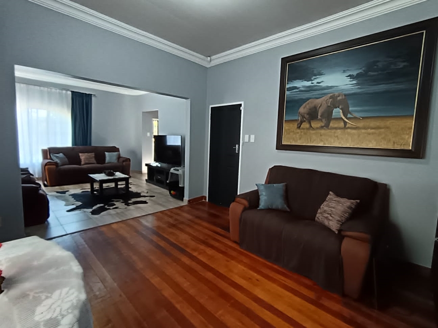 3 Bedroom Property for Sale in South Crest Gauteng