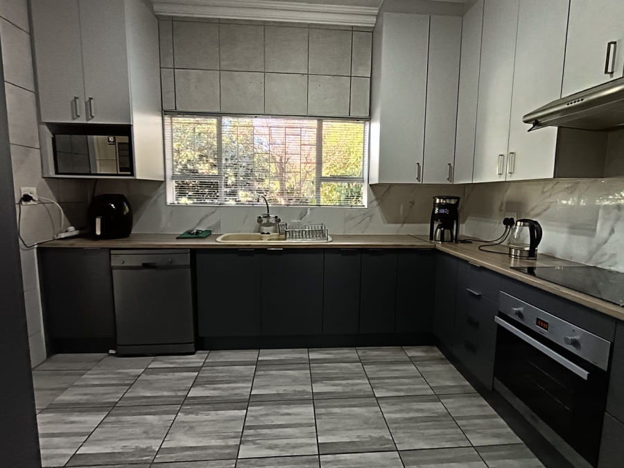 3 Bedroom Property for Sale in South Crest Gauteng