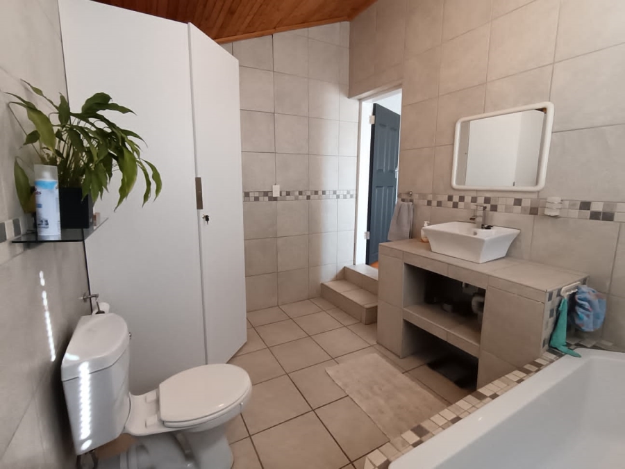 3 Bedroom Property for Sale in South Crest Gauteng