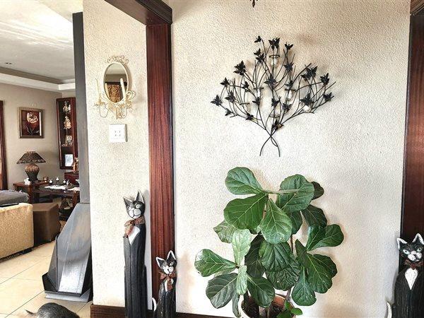 4 Bedroom Property for Sale in Oakdene Gauteng