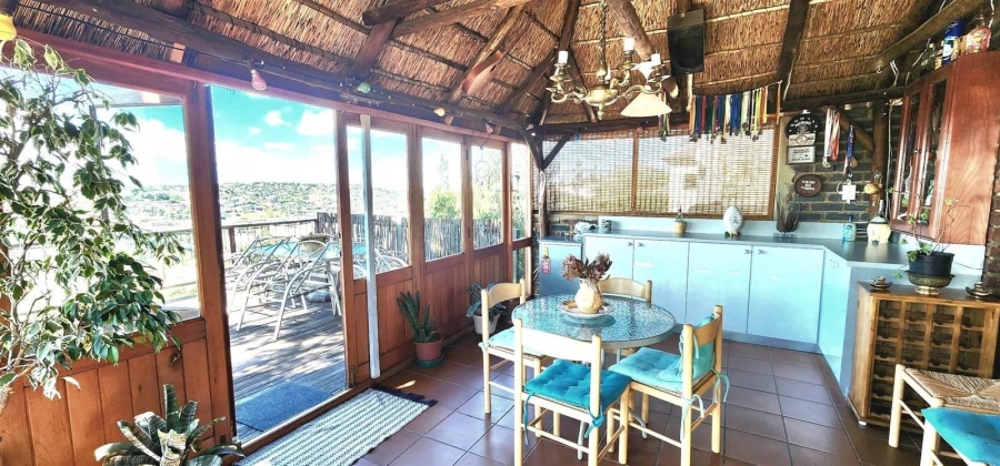 4 Bedroom Property for Sale in Oakdene Gauteng