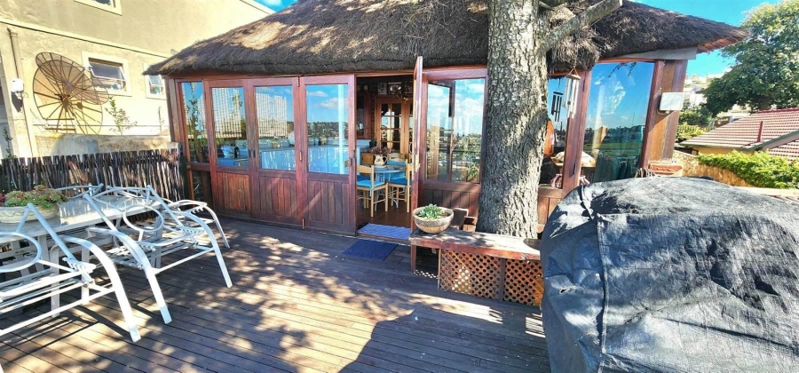 4 Bedroom Property for Sale in Oakdene Gauteng