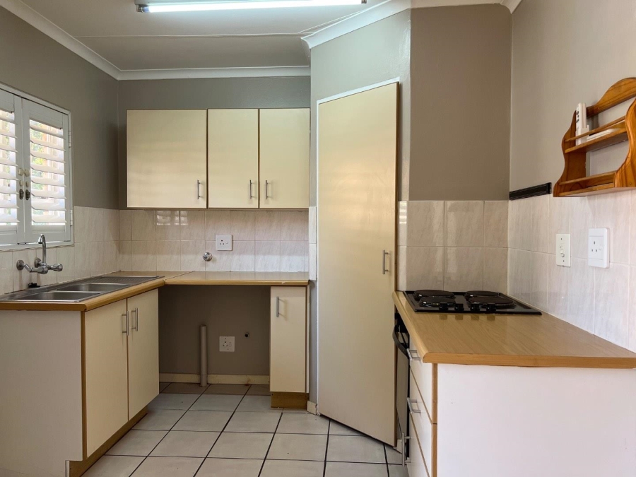 To Let 2 Bedroom Property for Rent in Die Wilgers Gauteng