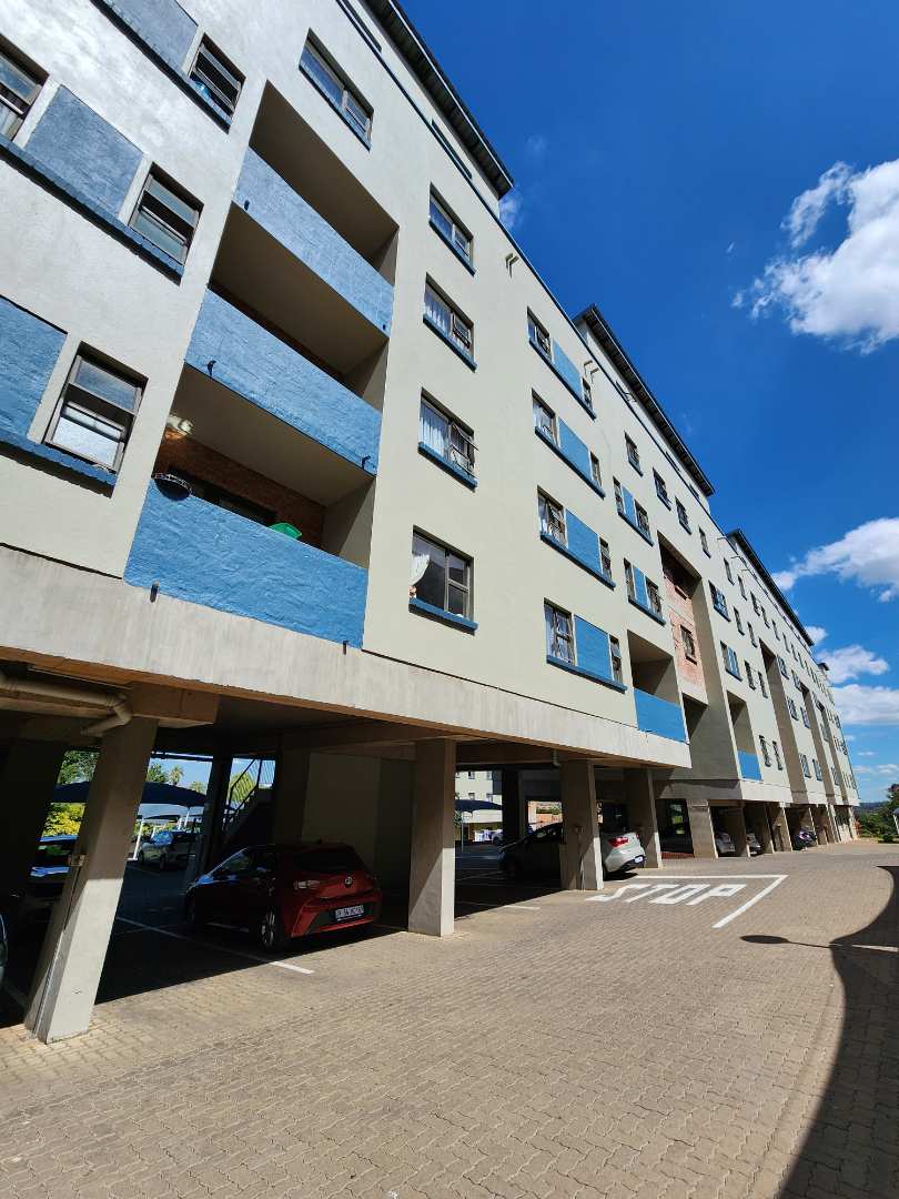 To Let 1 Bedroom Property for Rent in Die Hoewes Gauteng