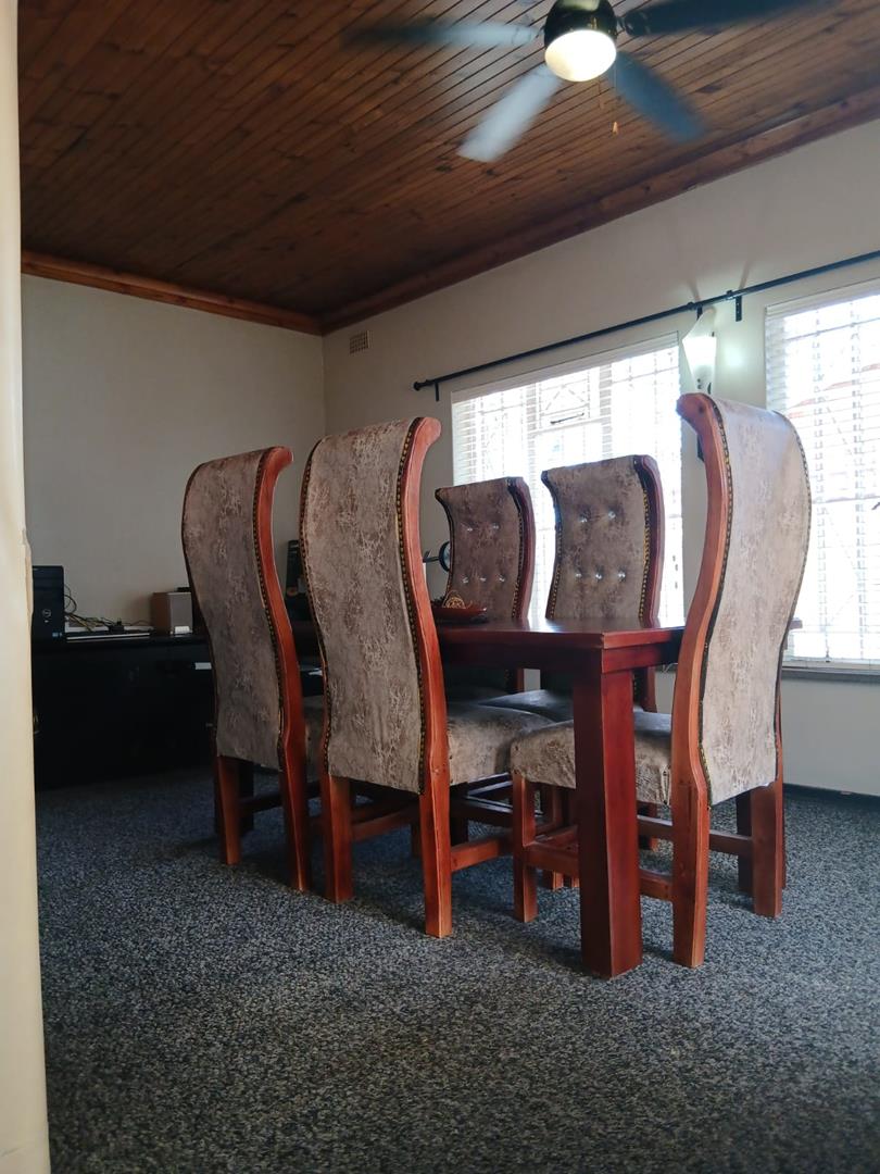 5 Bedroom Property for Sale in Strubenvale Gauteng