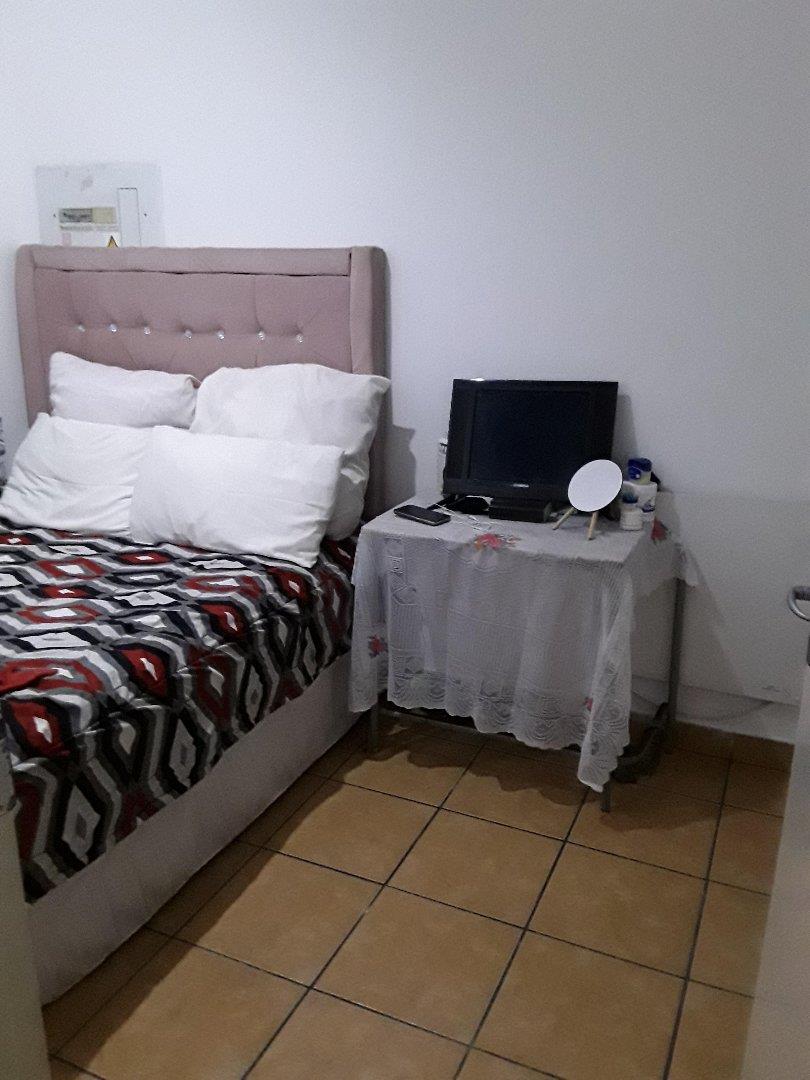 2 Bedroom Property for Sale in Elspark Gauteng