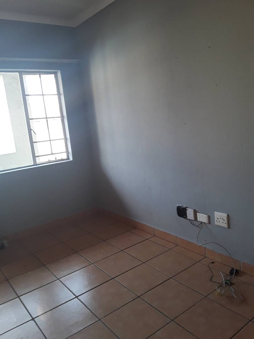 2 Bedroom Property for Sale in Elspark Gauteng