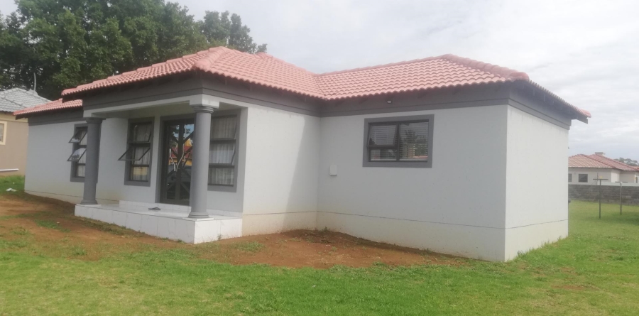 3 Bedroom Property for Sale in Strubenvale Gauteng