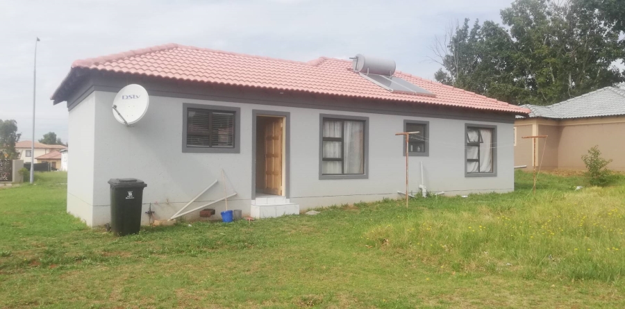 3 Bedroom Property for Sale in Strubenvale Gauteng