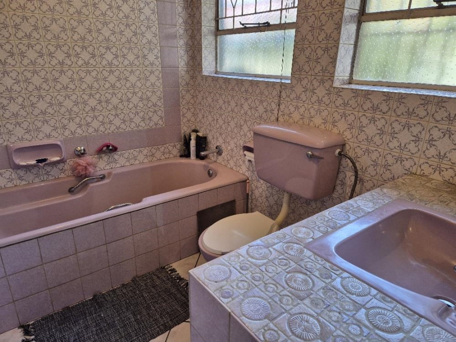 3 Bedroom Property for Sale in Freeway Park Gauteng