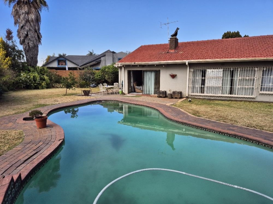 3 Bedroom Property for Sale in Freeway Park Gauteng