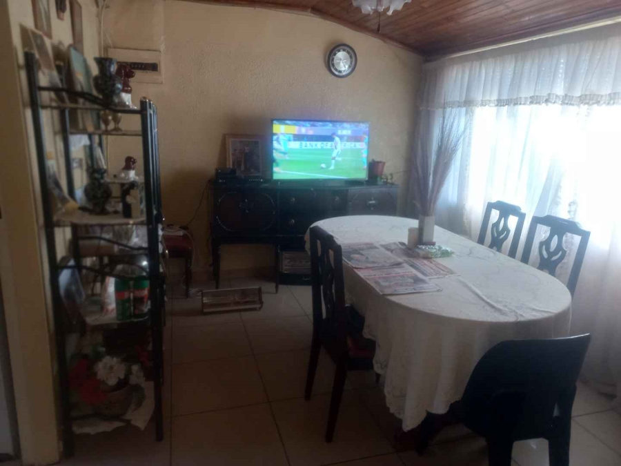 5 Bedroom Property for Sale in Diepkloof Gauteng