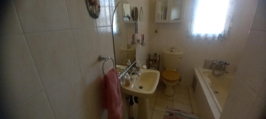 2 Bedroom Property for Sale in Sunward Park Gauteng