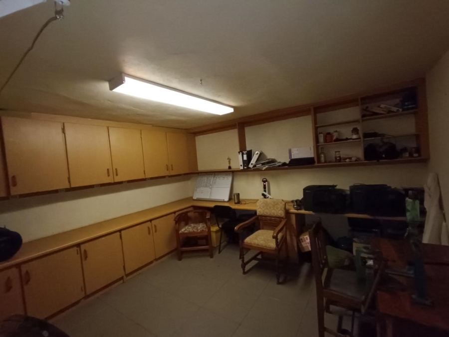8 Bedroom Property for Sale in Eldoraigne Gauteng
