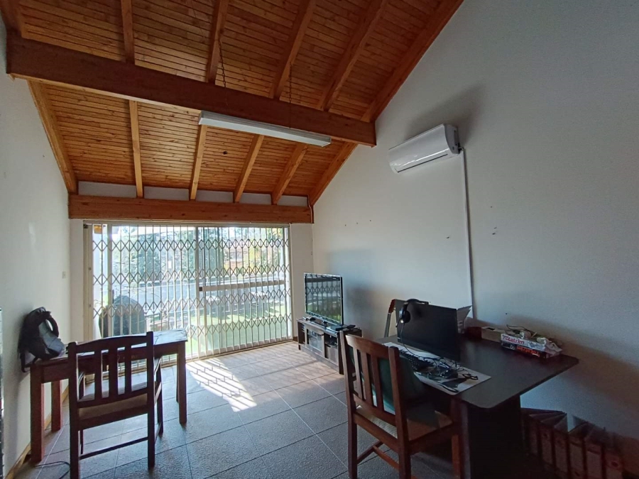 8 Bedroom Property for Sale in Eldoraigne Gauteng
