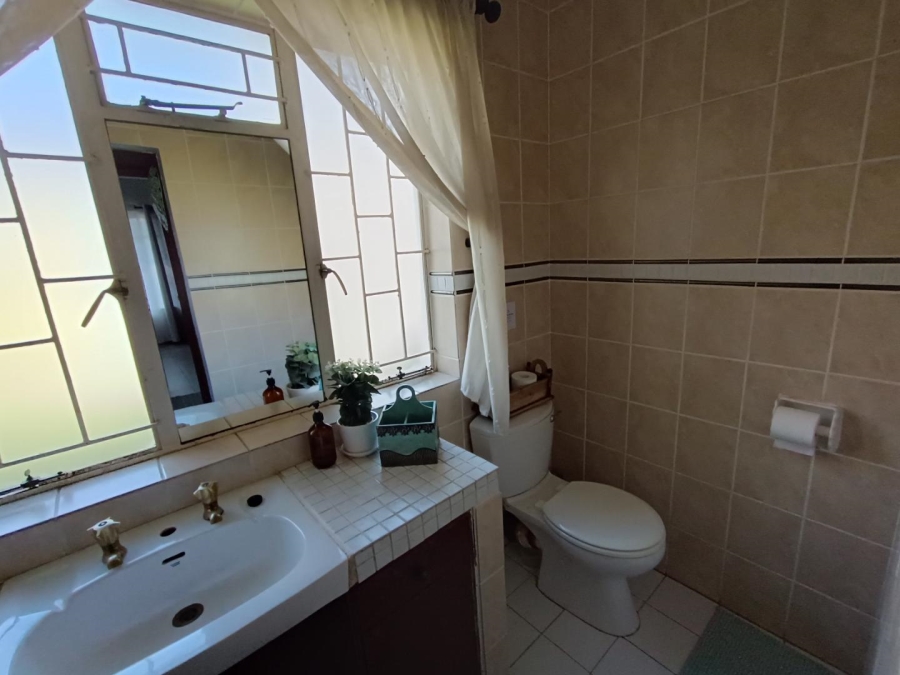 8 Bedroom Property for Sale in Eldoraigne Gauteng