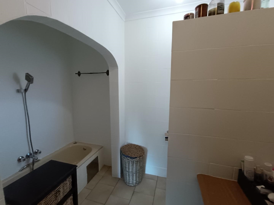 8 Bedroom Property for Sale in Eldoraigne Gauteng