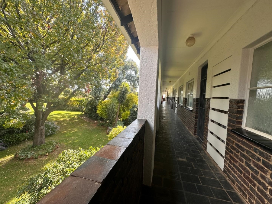 To Let 1 Bedroom Property for Rent in Northcliff Gauteng