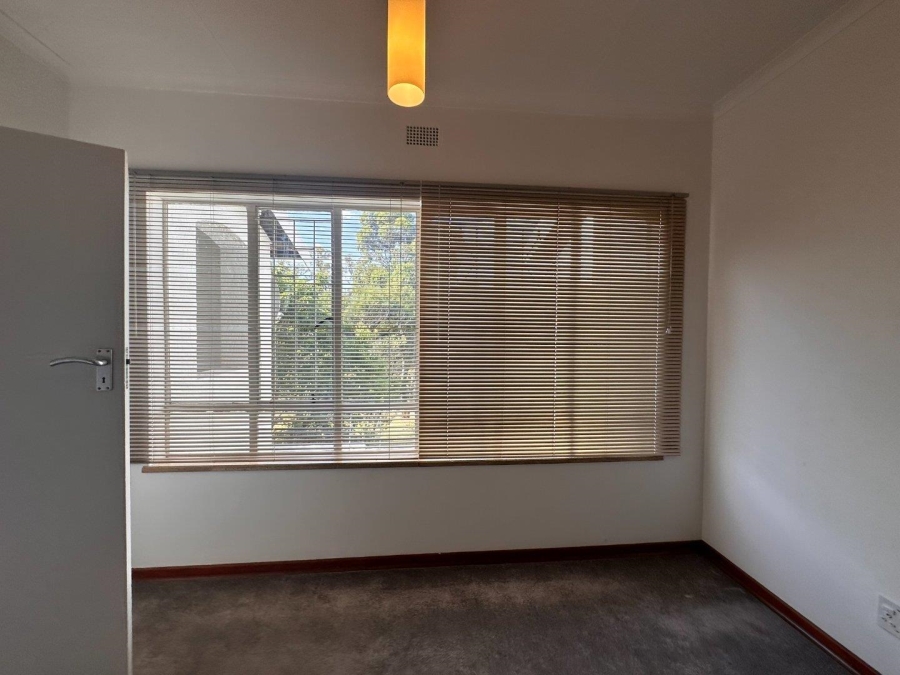 To Let 1 Bedroom Property for Rent in Northcliff Gauteng