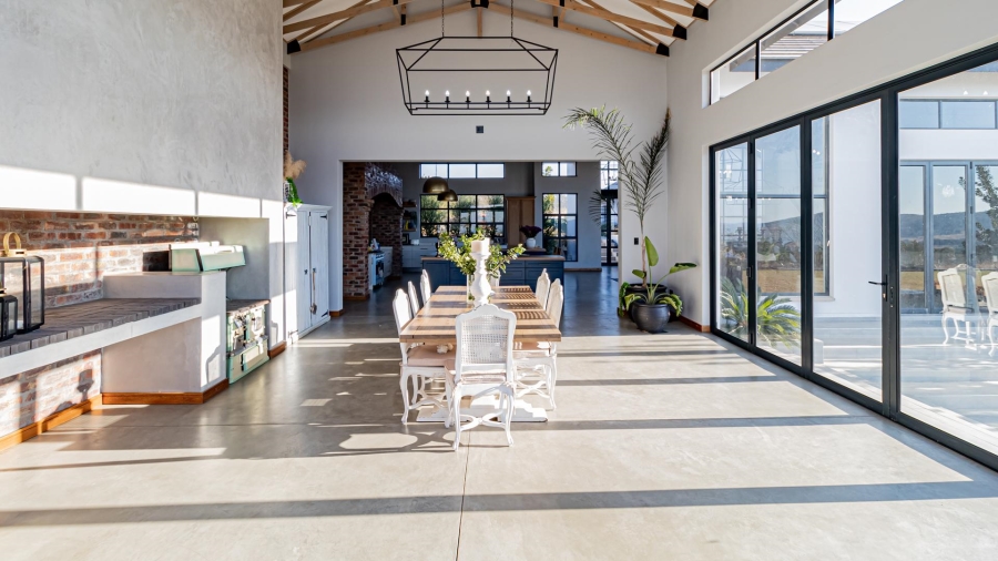 5 Bedroom Property for Sale in Honingklip A H Gauteng