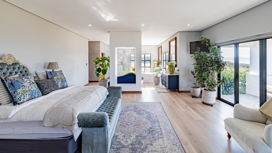 5 Bedroom Property for Sale in Honingklip A H Gauteng