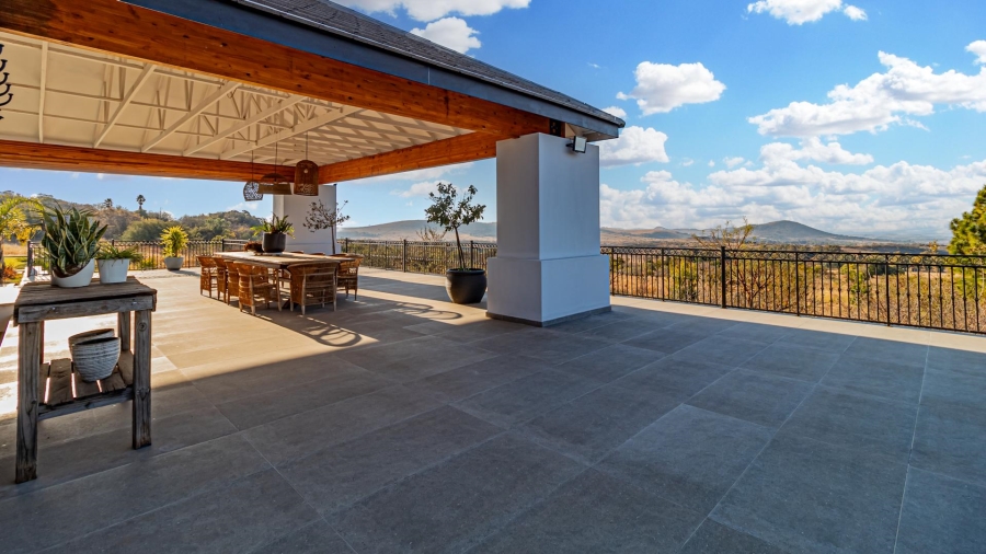 5 Bedroom Property for Sale in Honingklip A H Gauteng