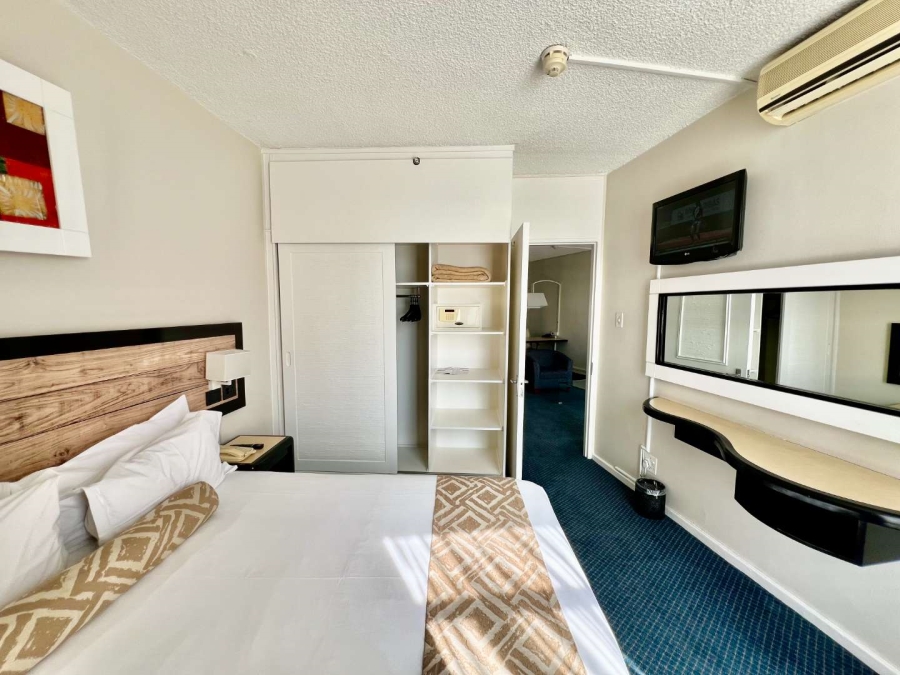 1 Bedroom Property for Sale in Braamfontein Gauteng