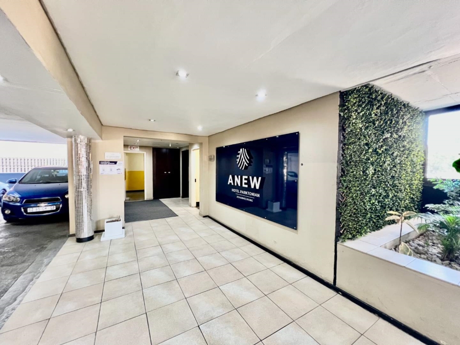 1 Bedroom Property for Sale in Braamfontein Gauteng