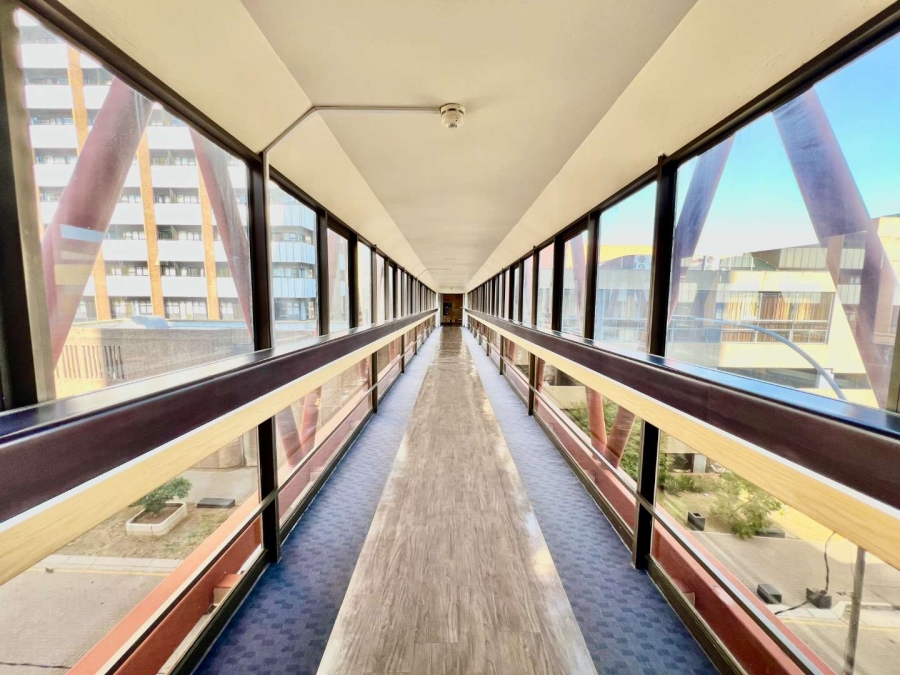 1 Bedroom Property for Sale in Braamfontein Gauteng