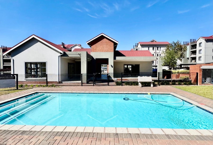 1 Bedroom Property for Sale in Modderfontein Gauteng