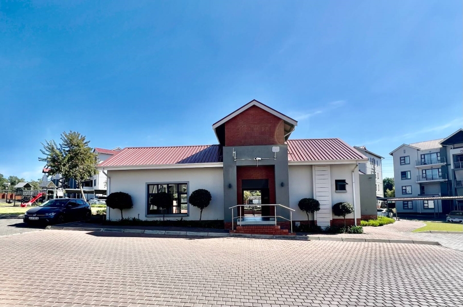 1 Bedroom Property for Sale in Modderfontein Gauteng