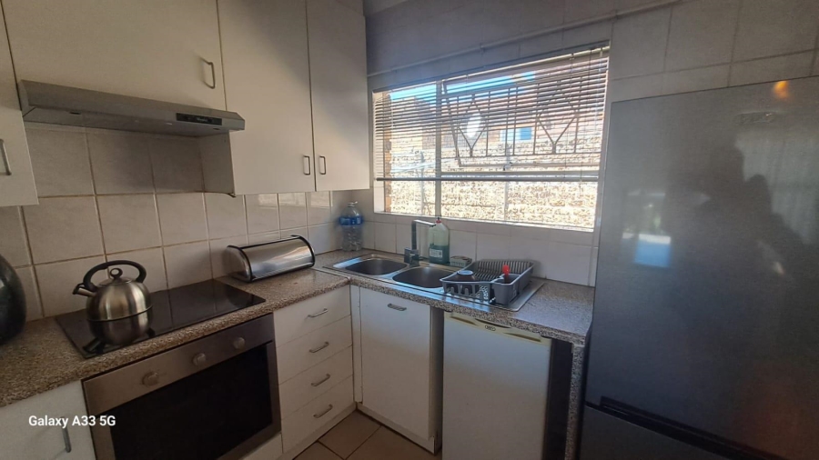 3 Bedroom Property for Sale in Buccleuch Gauteng
