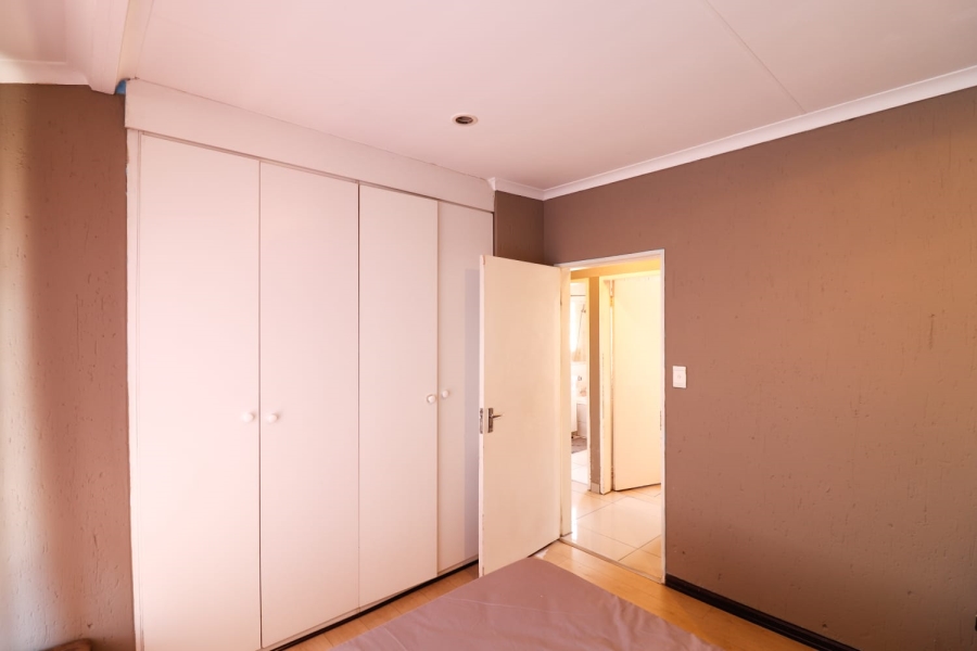 3 Bedroom Property for Sale in Buccleuch Gauteng