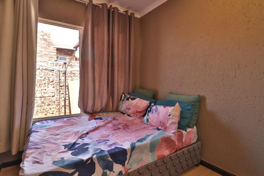 3 Bedroom Property for Sale in Buccleuch Gauteng