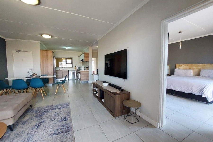 To Let 2 Bedroom Property for Rent in Waterfall Gauteng