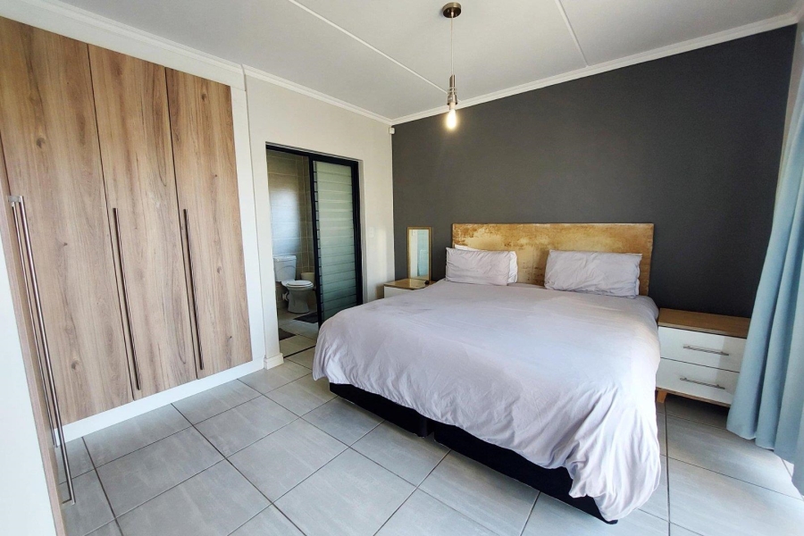 To Let 2 Bedroom Property for Rent in Waterfall Gauteng