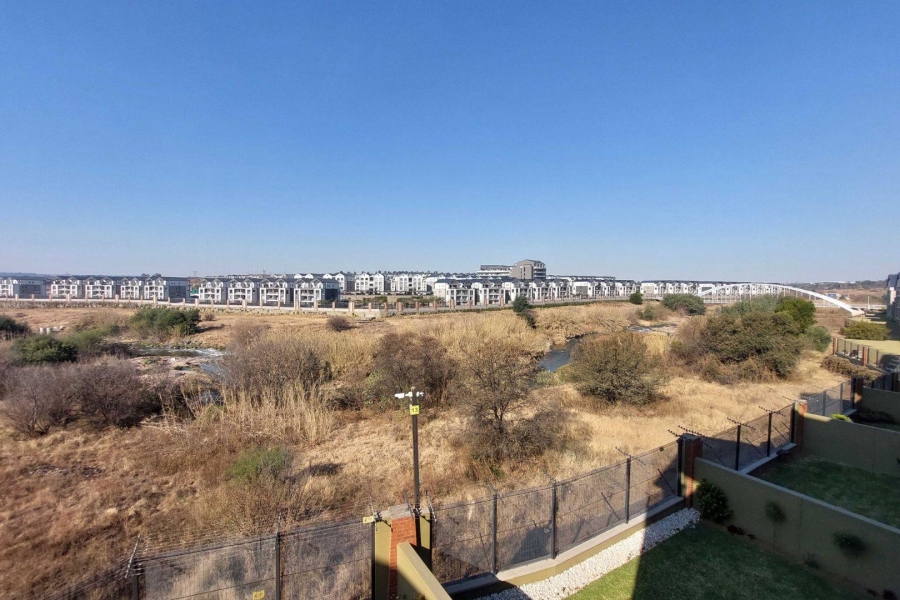 To Let 2 Bedroom Property for Rent in Waterfall Gauteng